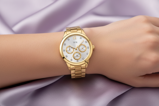 LADIES' SPORT BRACELET WATCH